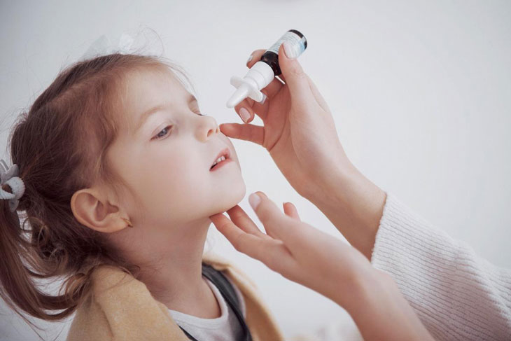 Điều trị viêm mũi dị ứng cho trẻ